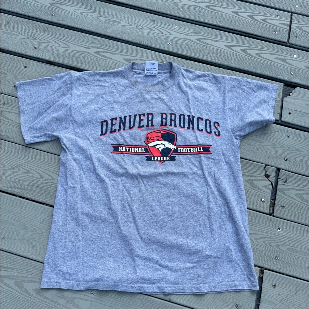 Vintage Denver Broncos T-shirt